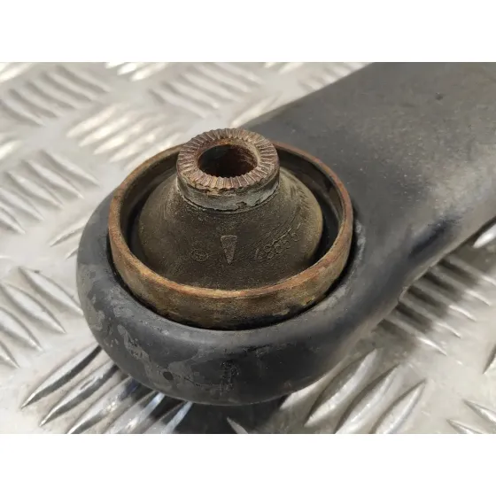 Brazo Suspension Inferior Delantero Derecho para Toyota Rav 4 (A2)