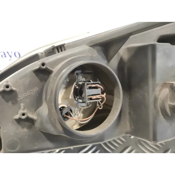 Faro Derecho para Peugeot 407