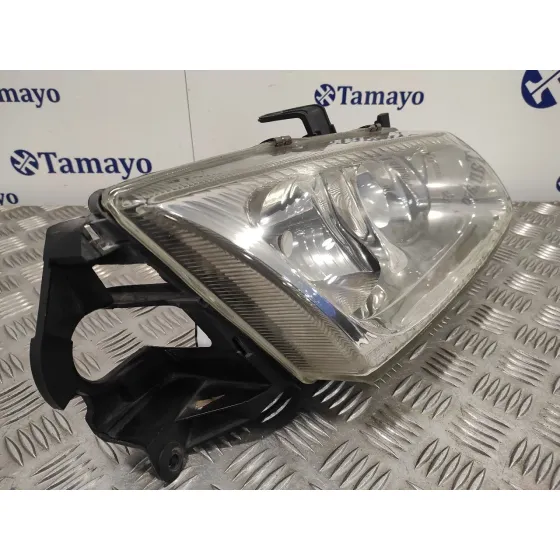 Faro Derecho para Nissan Almera (N16/E)