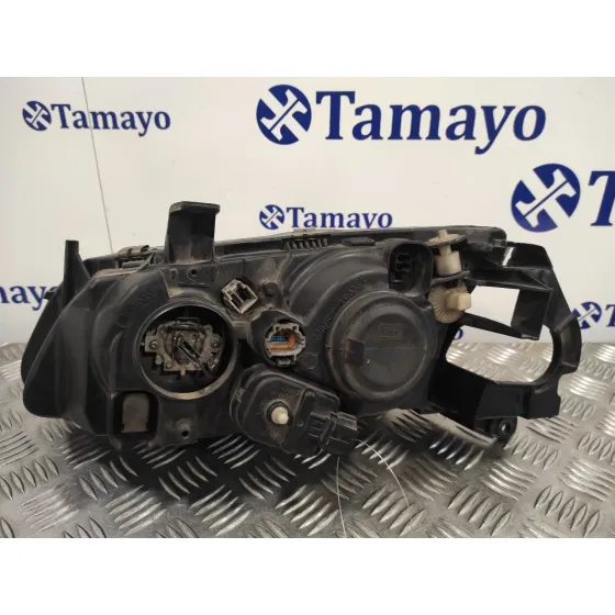 Faro Derecho para Nissan Almera (N16/E)