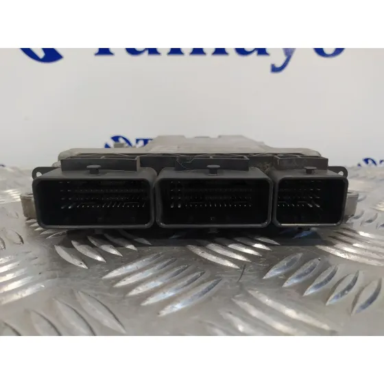 Centralita Motor Uce para Nissan Nv 200 (M20)