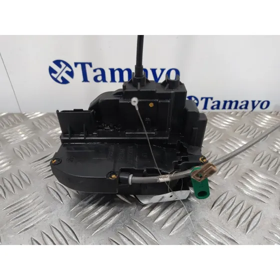 Cerradura Puerta Delantera Izquierda para Nissan Nv 200 (M20)
