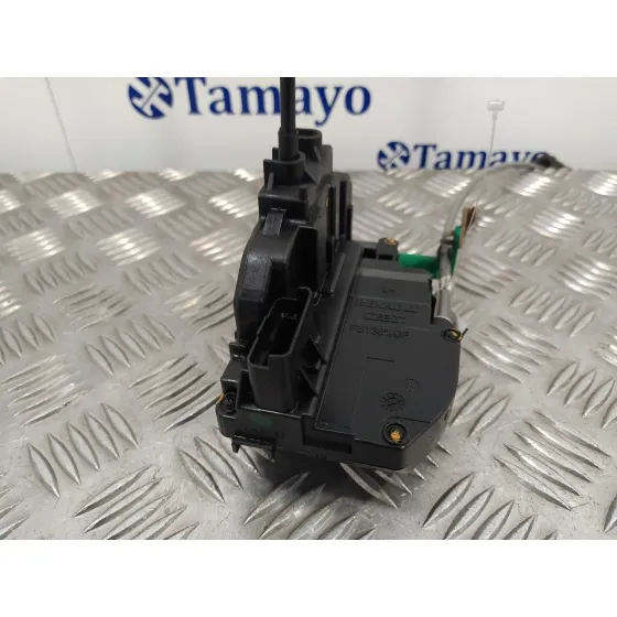Cerradura Puerta Delantera Izquierda para Nissan Nv 200 (M20)