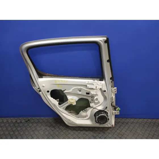 Puerta Trasera Izquierda para Peugeot 308