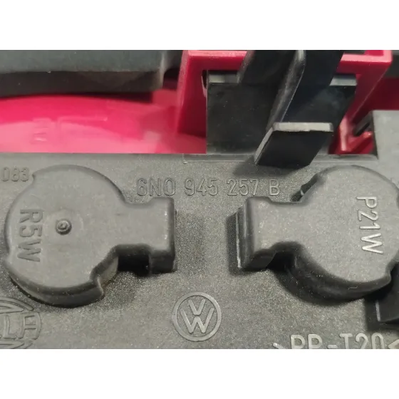 Piloto Trasero Izquierdo para Volkswagen Polo Berlina (6N2)