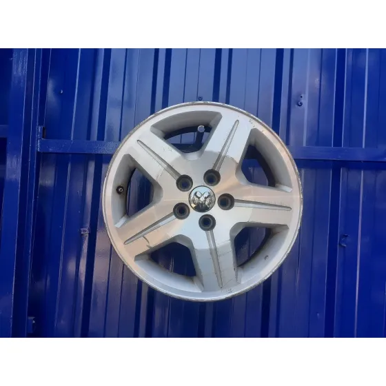 Llanta para Dodge Caliber