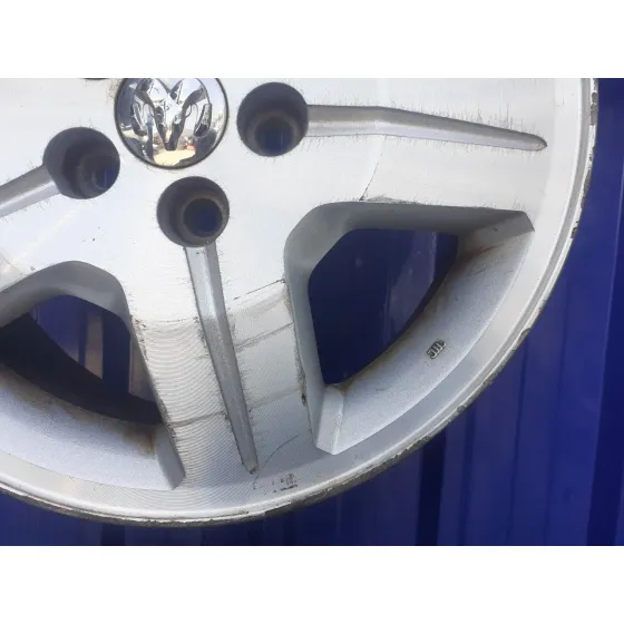 Llanta para Dodge Caliber