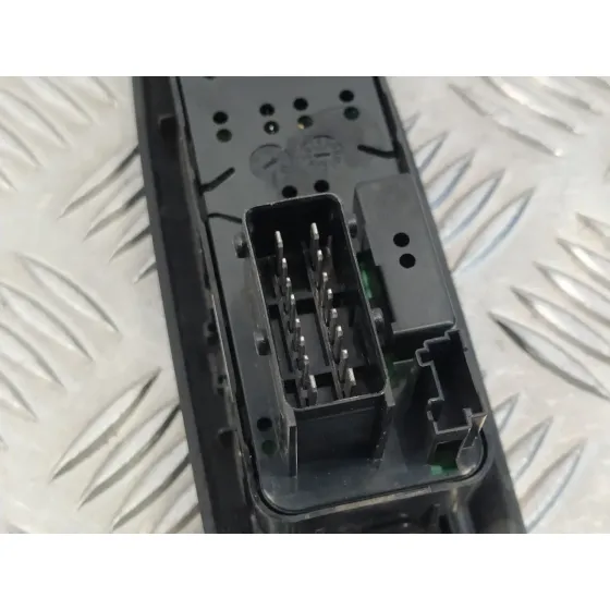 Mando Elevalunas Delantero Izquierdo para Citroën Ds3