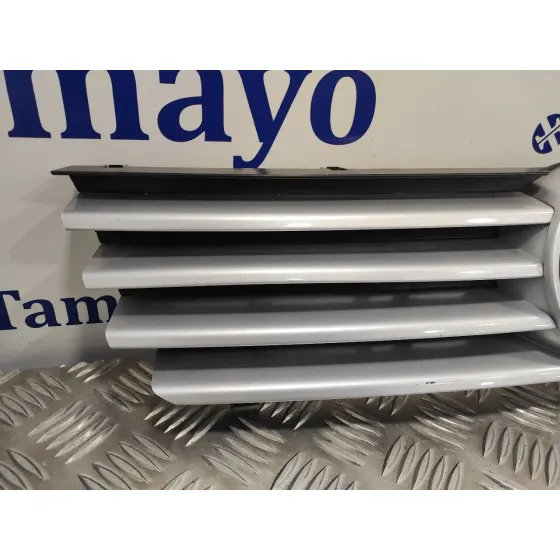 Rejilla Delantera para Volkswagen Polo Berlina (6N2)