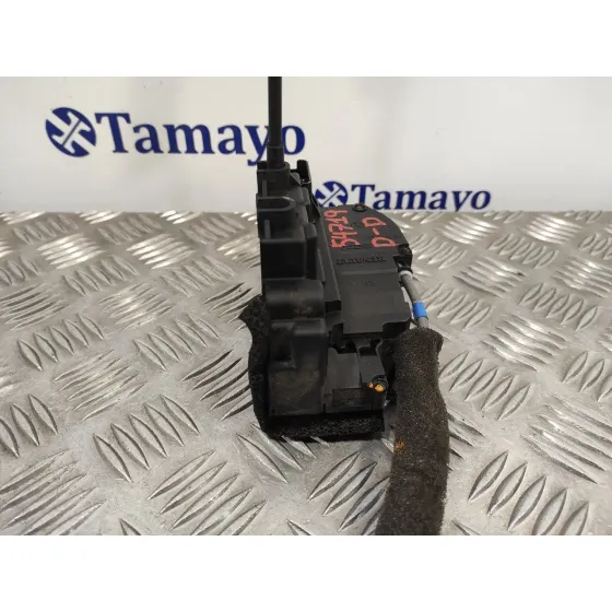 Cerradura Puerta Delantera Derecha para Nissan Nv 200 (M20)