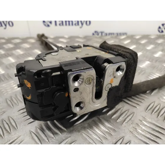Cerradura Puerta Delantera Derecha para Nissan Nv 200 (M20)