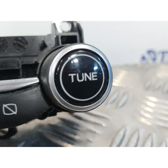 Sistema Audio / Radio Cd para Ford Fiesta (Ce1)