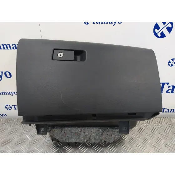 Guantera para Volvo S60 Lim.