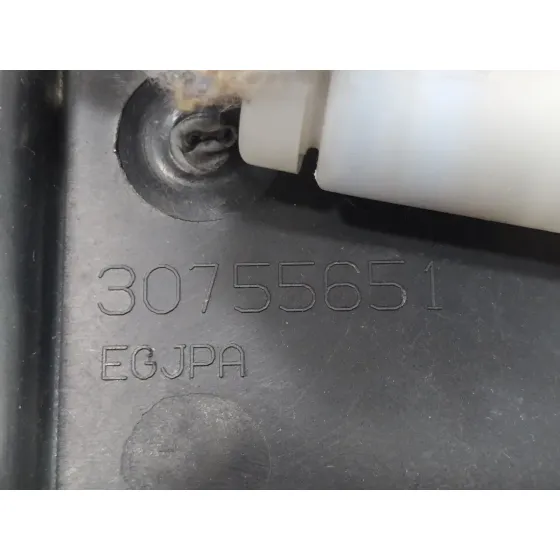 Guantera para Volvo S60 Lim.