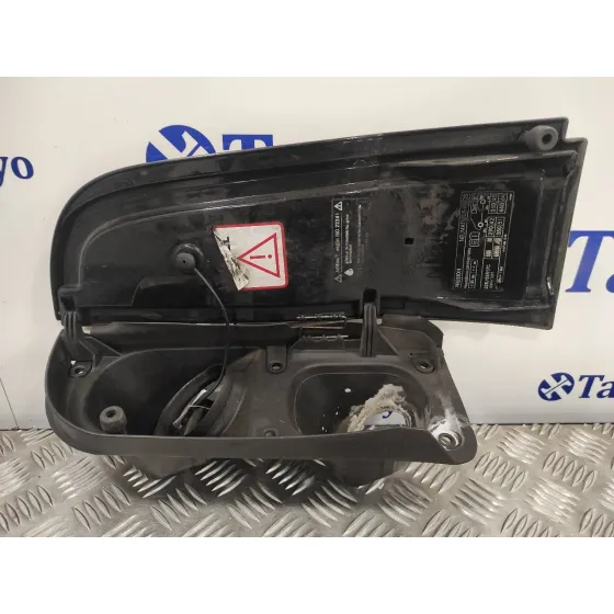 Tapa Exterior Combustible para Mercedes-Benz Vito Tourer (447)
