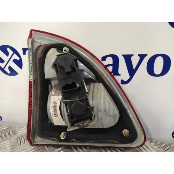 Piloto Trasero Derecho Interior para Ford Galaxy (Vy)