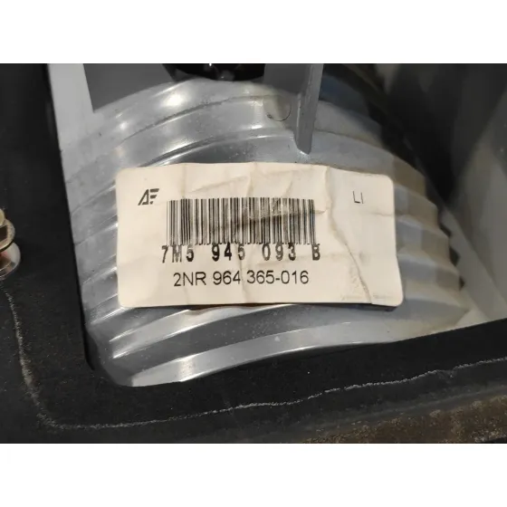 Piloto Trasero Izquierdo Interior para Ford Galaxy (Vy)