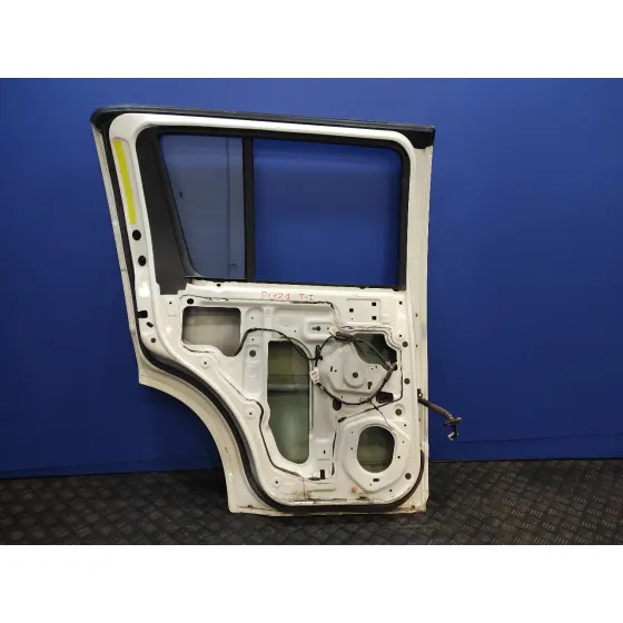 Puerta Trasera Izquierda para Nissan Pathfinder (R51)