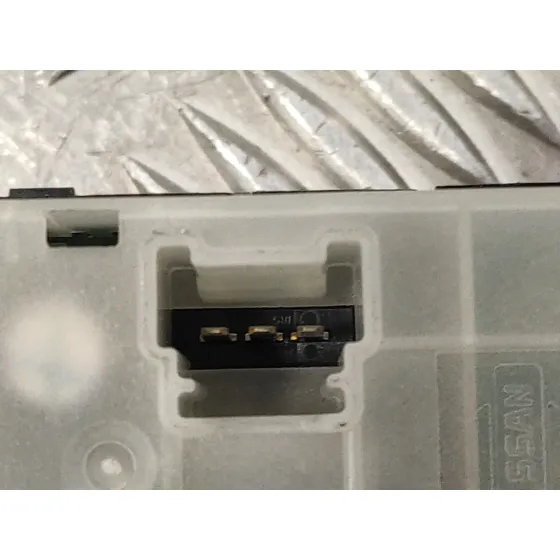 Mando Elevalunas Delantero Izquierdo para Nissan Pathfinder (R51)