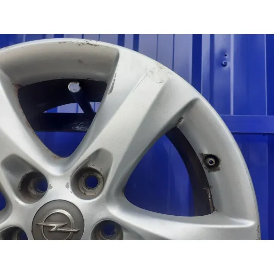 Llanta para Opel Astra J Lim.