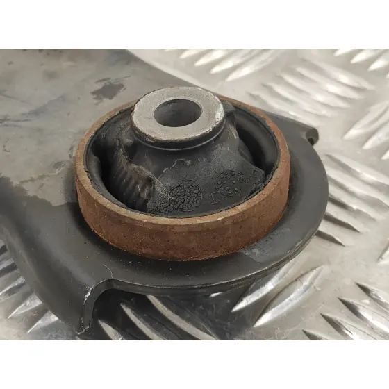 Brazo Suspension Inferior Delantero Izquierdo para Nissan Nv 200 (M20)