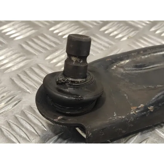 Brazo Suspension Inferior Delantero Izquierdo para Nissan Nv 200 (M20)