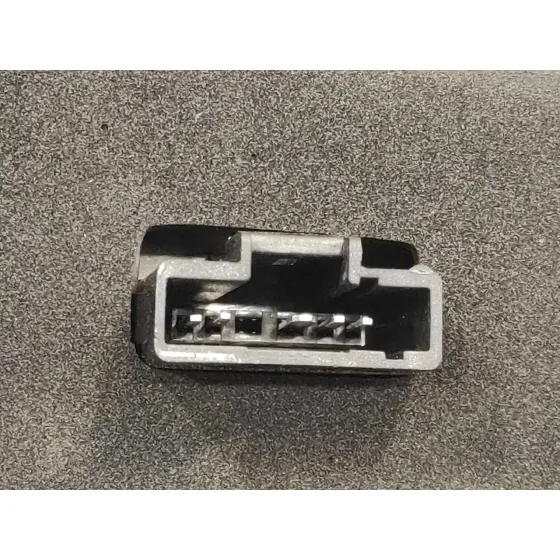 Piloto Trasero Derecho para Dacia Sandero