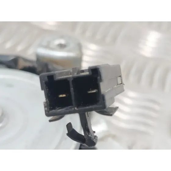 Elevalunas Trasero Izquierdo para Nissan Pick-Up (D22)
