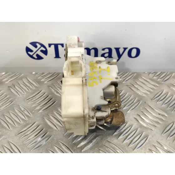 Cerradura Puerta Trasera Izquierda para Nissan Pick-Up (D22)