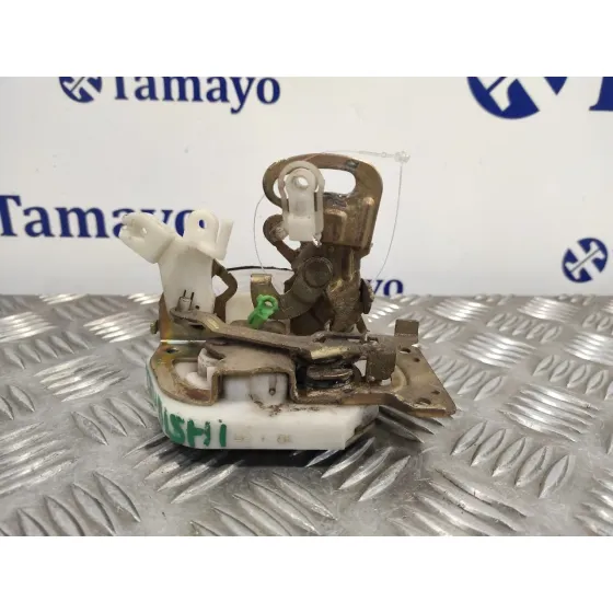 Cerradura Puerta Trasera Derecha para Mitsubishi Montero Sport (K90)