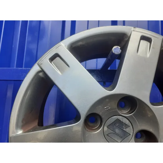Llanta para Suzuki Swift Berlina (Mz)