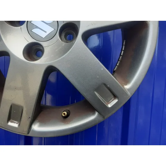 Llanta para Suzuki Swift Berlina (Mz)
