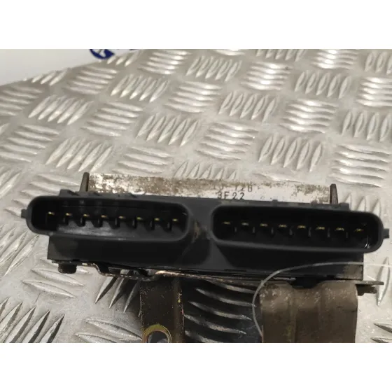 Modulo Electronico para Toyota Corolla Verso (R1)