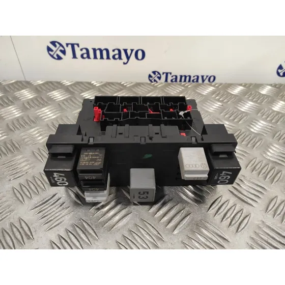 Caja Reles / Fusibles para Volkswagen Passat Berlina (3C2)