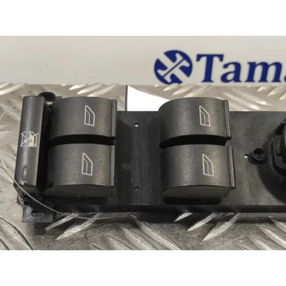 Mando Elevalunas Delantero Izquierdo para Ford Focus C-Max (Cap)
