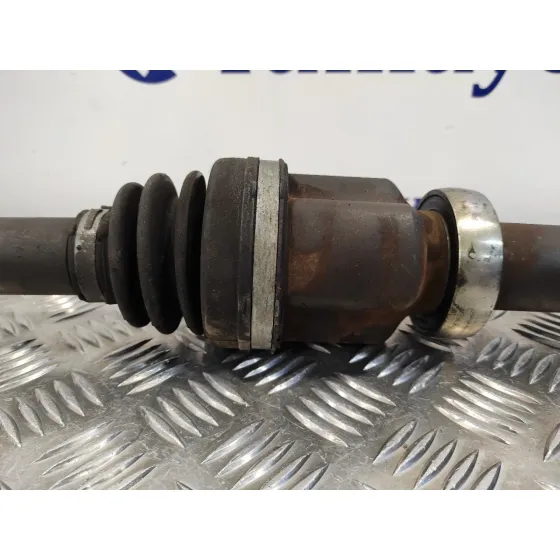 Transmision Delantera Derecha para Ford Focus Berlina (Cap)