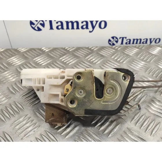 Cerradura Puerta Delantera Derecha para Mitsubishi L 200 (K6/7)