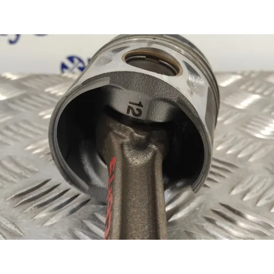 Piston para Seat Leon (1P1)