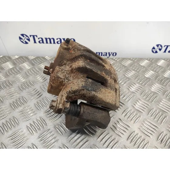 Pinza Freno Delantera Derecha para Nissan Pick-Up (D22)