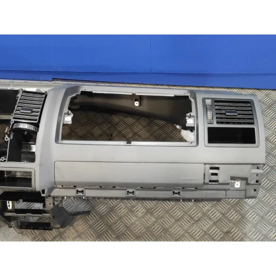 Salpicadero para Volkswagen T5 Transporter (7E)