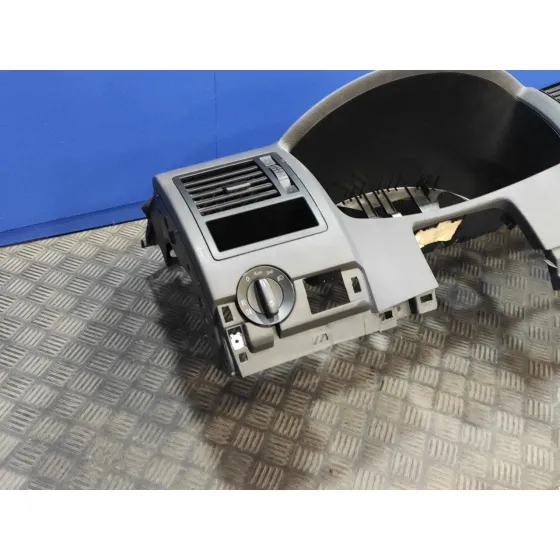 Salpicadero para Volkswagen T5 Transporter (7E)