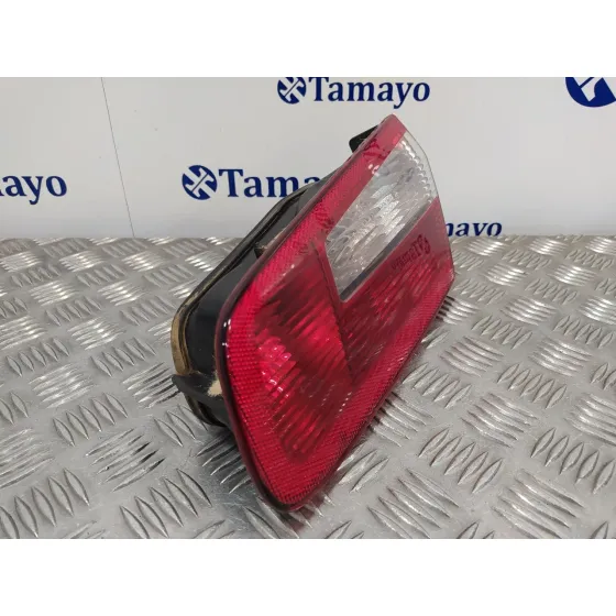 Piloto Trasero Derecho Interior para Renault Laguna Ii (Bg0)