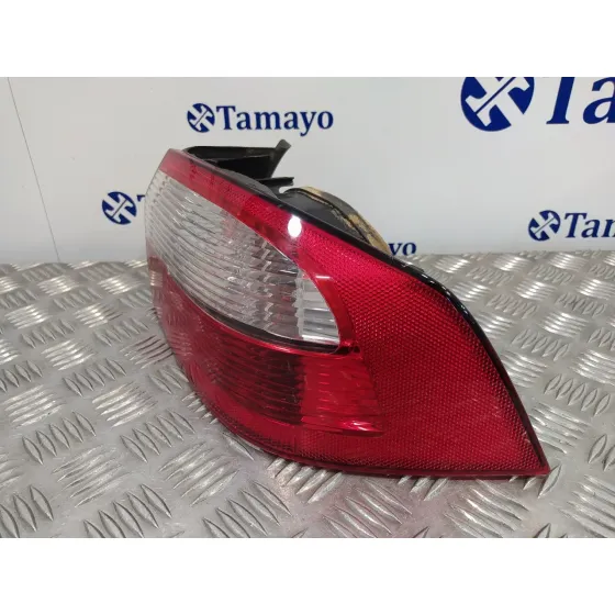 Piloto Trasero Derecho para Renault Laguna Ii (Bg0)
