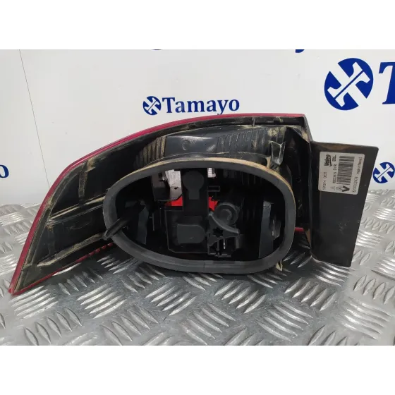 Piloto Trasero Derecho para Renault Laguna Ii (Bg0)