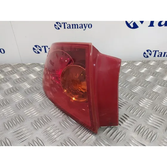 Piloto Trasero Izquierdo para Mazda 3 Berlina (Bk)