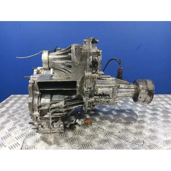Caja Transfer para Mitsubishi Montero (V20/V40)