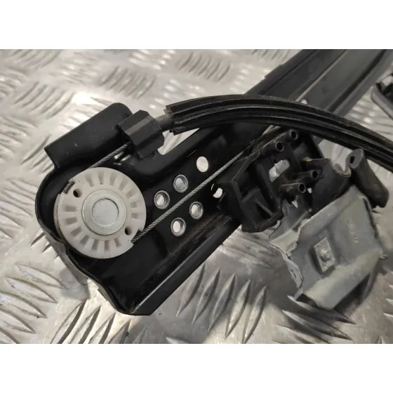 Elevalunas Delantero Izquierdo para Seat Ibiza (6P1)
