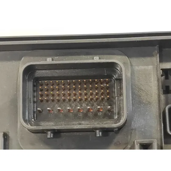 Caja Reles / Fusibles para Kia Carnival