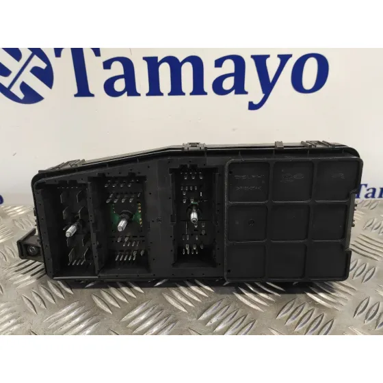 Caja Reles / Fusibles para Kia Carnival