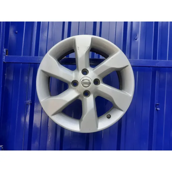 Llanta para Nissan Note (E11E)